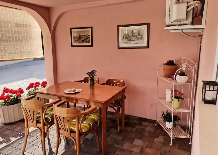 Nola Apartamento *