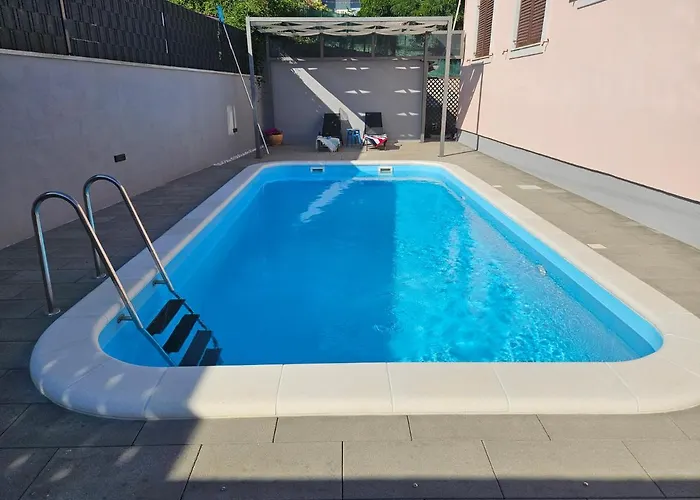 Nola Zadar