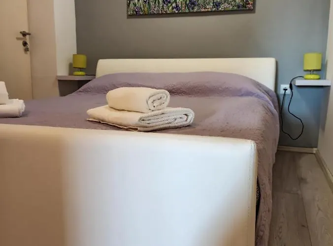 Nola Apartament *